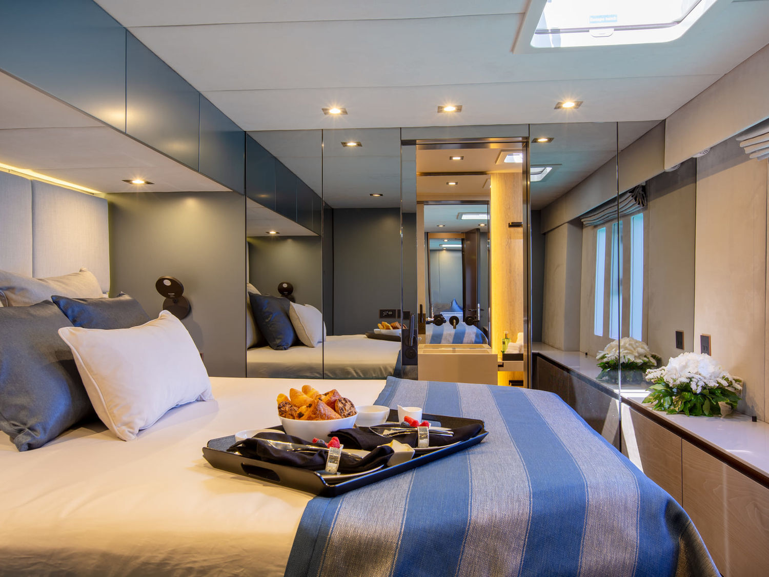 yacht bed and breakfast